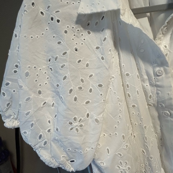 A new day. Preloved White Eyelet Dress. Size XL - Picture 5 of 7